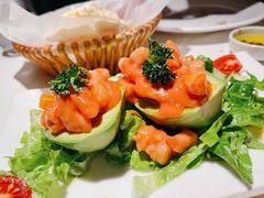 虾配牛油果-Pasha帕夏土耳其餐厅(南昌路店)