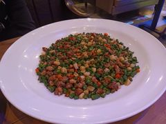 小炒黄牛肉-临界音乐酒馆·小龙虾·江湖菜(华熙LIVE·鱼洞店)
