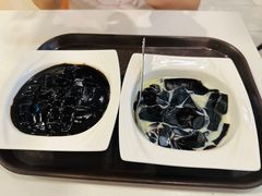 -梧州双钱龟苓膏(丽港航母店)