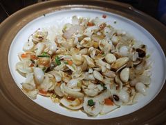 -头上红煨盐鸡·非遗院子餐厅