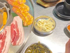 -哈哈碳都·牛肋条无限自助烤肉(台江万达店)