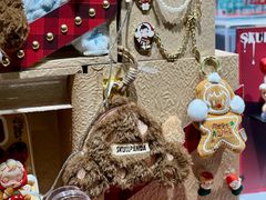 -泡泡玛特POPMART(上海环球港店)