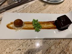 溏心鸽蛋红烧肉-澜亭中餐厅·一线江景·尊蓝豪华精选