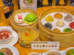 -乐忻皇朝(上海中心大厦店)