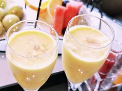 杨枝甘露-三迪希尔顿酒店·星空酒廊
