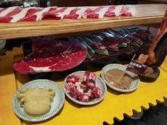 一米长盘牛五花-犟牛家·榴莲烤肉(五棵松店)