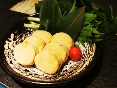 芝士鱼豆腐-湊湊火锅·茶憩(打浦桥日月光店)