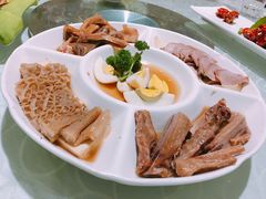 卤水拼盘-阿英煲(凉城路店)