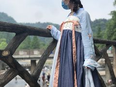 -四川省成都市彭州市白鹿镇