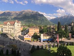 -因特拉肯贝乌里瓦奇大酒店