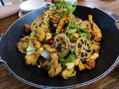 -靓蛙馆