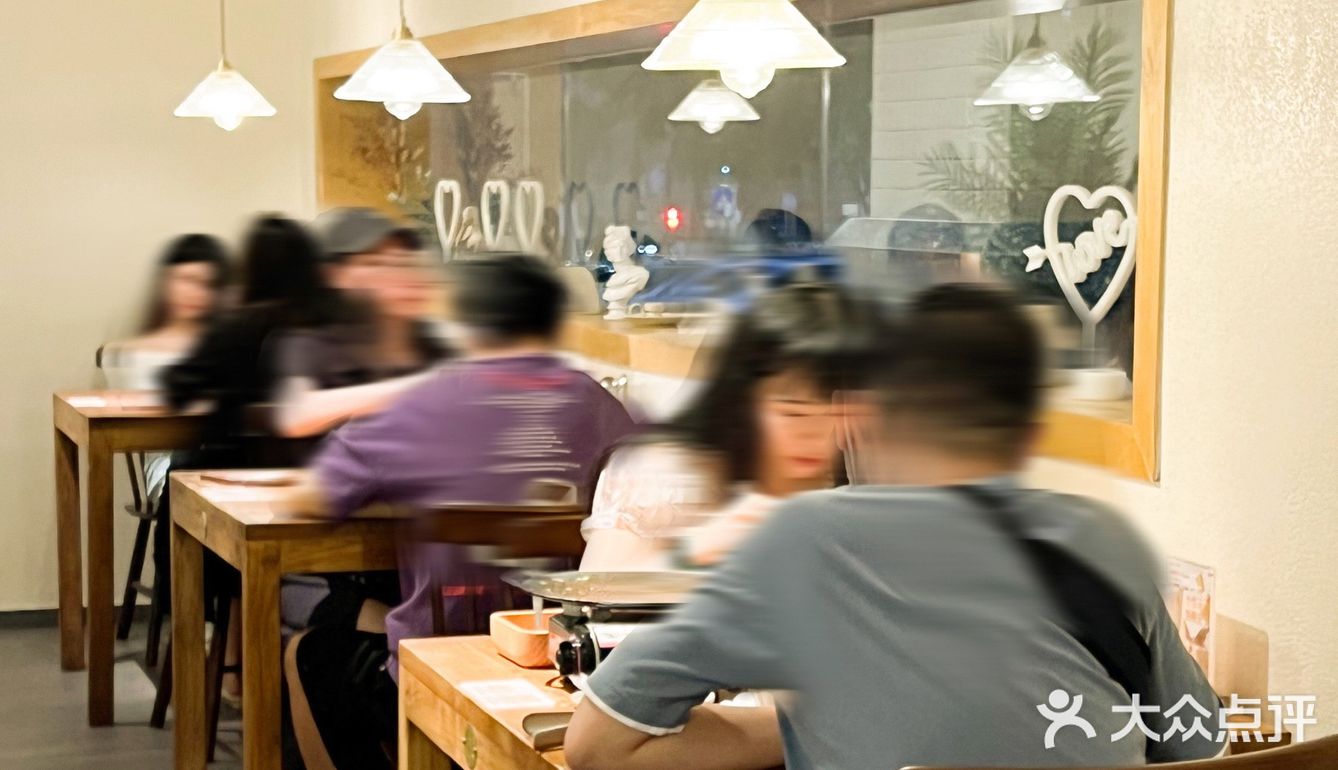 敲好吃的异国料理，为这氛围感打call！