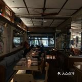 上海五原路的法式bistro🍸好像在欧洲街头