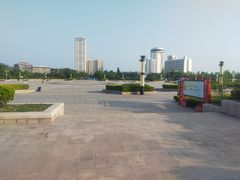 -汇泉广场