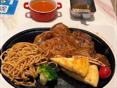 -豪客来牛排(中央花苑店)