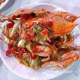 和朋友来打卡过这家店，装修风格是简约，还有外场