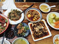 -朱大嘴肥肠血旺(福字街店)