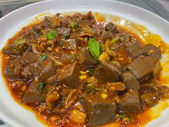 鸭血烧鸭杂-松府名人汇大酒店-中餐厅(松江店)