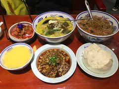 -窄巷子陕菜馆·地道陕西菜(粉巷店)