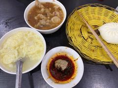 -郑家包子牛肉拉面(尚勤路店)
