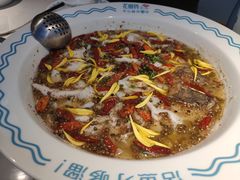 老坛酸菜活鱼-花椒俏川菜小馆(南海万达店)