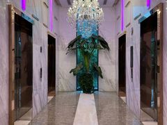 -上海虹桥西郊假日酒店