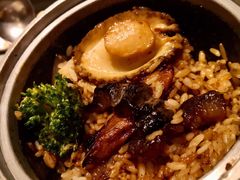 御花园冲浪三宝-御花园酒店(希尔顿店)