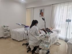 点击看大图 -凡碧诗毛孔清洁收细