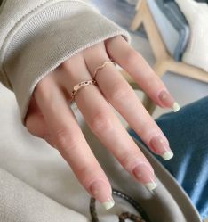 -悦指间美甲美睫
