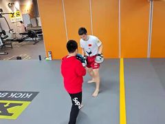 -享受健身·美体塑形馆