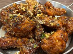 -BHC炸鸡(明洞总店)