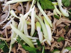 -溢心园香河肉饼总店