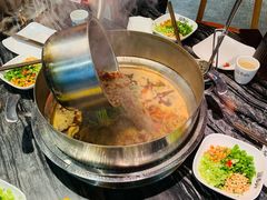 -老船舫·现做活鲜鱼馆(东郊记忆店)