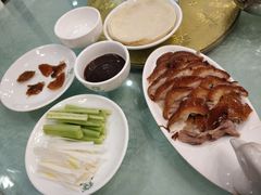 -六和聚传统烤鸭.天津菜(和平店)