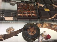 -上海半岛酒店·半岛精品店