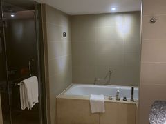 -武汉汉口火车站东方建国大酒店