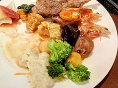 -圣丰索菲特·2 On 988 Café 自助餐厅