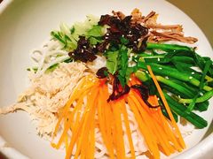 鸡丝凉米线-云海肴·汽锅鸡·云南菜(美罗城店)