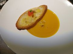 香浓奶油南瓜汤-喜洲吧·江畔老船厂·庭院餐厅(喜临院店)
