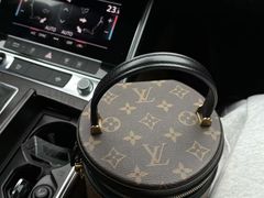 -星裳二手奢侈品回收鉴定(新华路店)