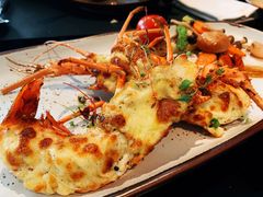 香焗龙虾配自制黑松露酱-上海苏宁宝丽嘉酒店·Cafe Bellagio西餐厅