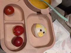 -月枫江南小馆(绿地缤纷广场店)