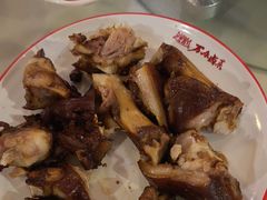 -老鼎万春卤菜(五代传承创始老店)