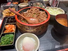 -牛邸·烧肉饭(来福士店)