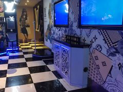 -欢乐迪KTV(南坪上海城店)