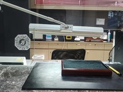 -亨得利钟表商店