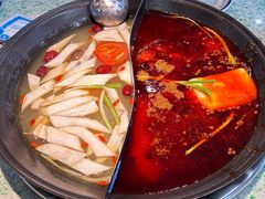 -鸿姐老火锅(疁城新天地店)