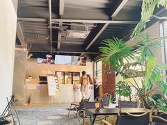 -J Create城市露营咖啡·简餐·宠物(上海动物园店)