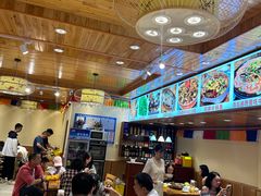 -乡土特色.冷锅鱼.牦牛肉汤锅