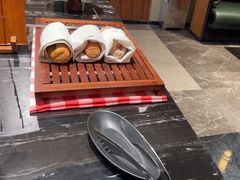 -东方红海鲜百汇(国际大厦店)